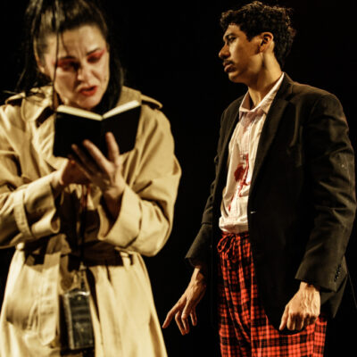“Elã”Peça em cartaz no Sesc Pompéia de 26/09/25 até 12/10/25.Cia. Mungunzá de TeatroDireção geral: Isabel TeixeiraElencoSandra ModestoMarcos FelipeLucas BêdaVerônica GentilinVirgínia IglesiasLéo AkioPedro das OliveirasDilma CorreaFoto: Roberto Setton / Divulgação